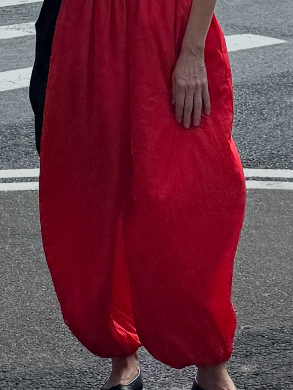 Women’s Red Balloon-Hem Maxi Skirt - Contemporary Style
